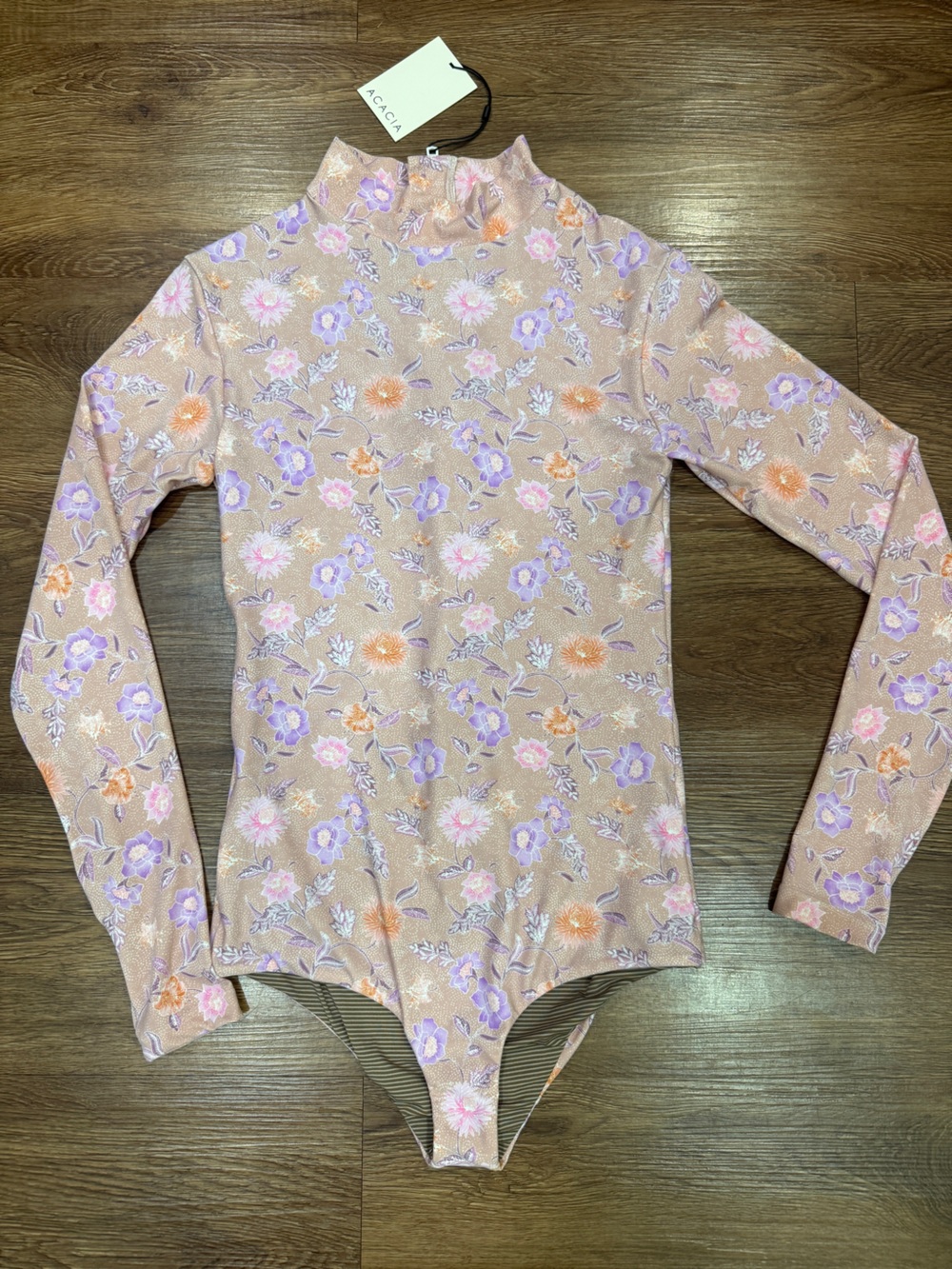 Acacia Ehukai NWT medium
